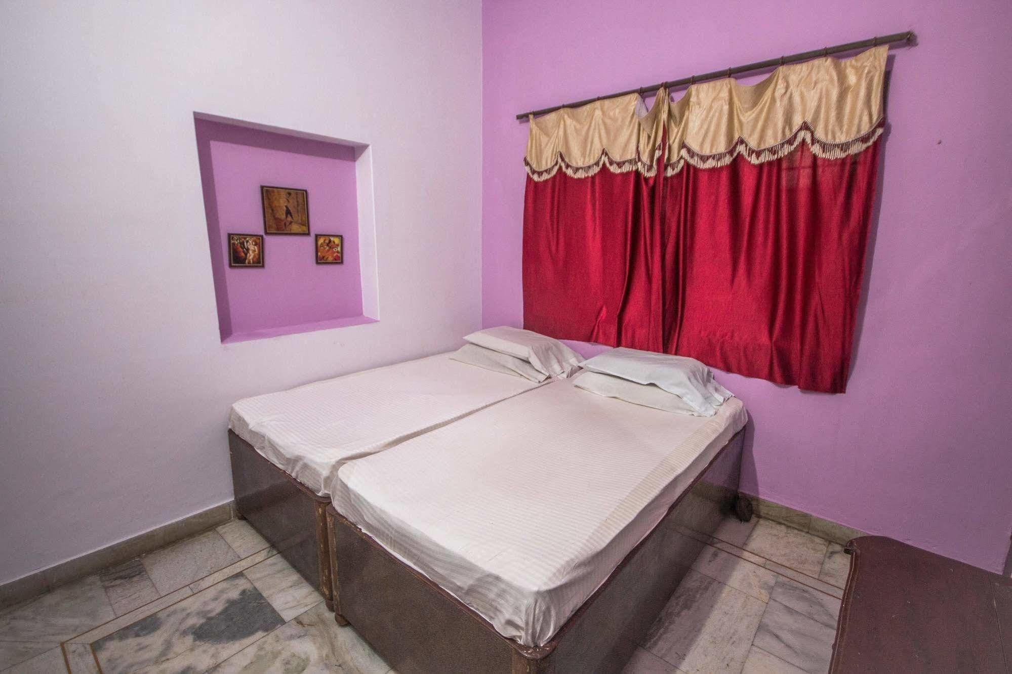 Backpacker Panda Friends - Agra Hostel Agra  Kültér fotó