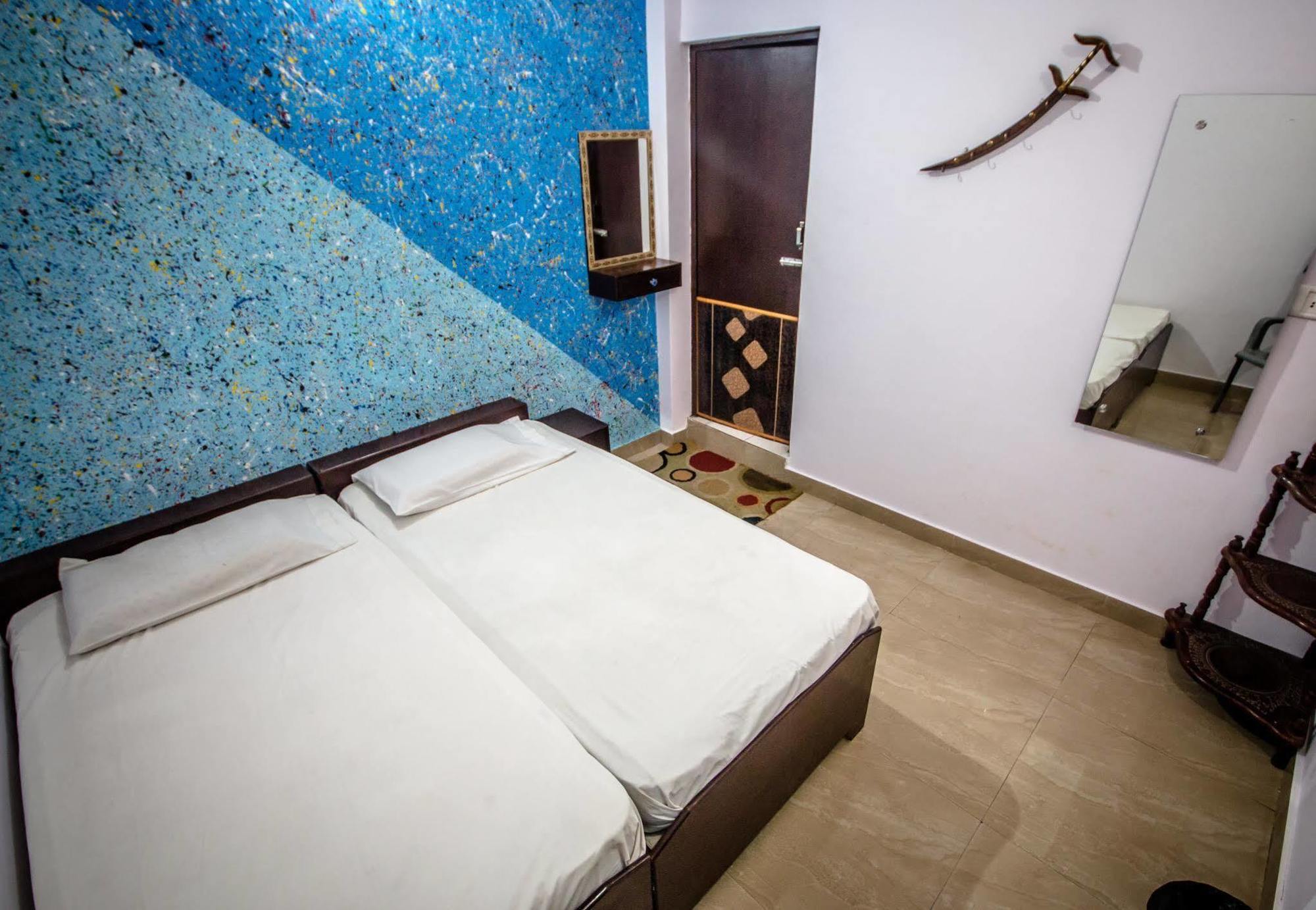 Backpacker Panda Friends - Agra Hostel Agra  Kültér fotó